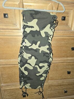 Strapless Lace-Up Camouflage Bodycon Dress - Green Camo